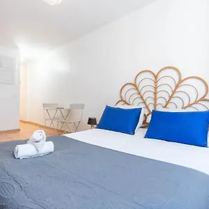 https://le-petit-panier.fr-provencehotel.com